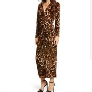 WAYF gwyenth velvet wrap dress medium leopard $100